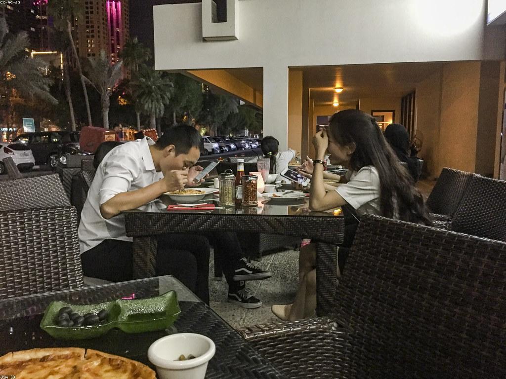 ការលូតលាស់នៃឧស្សាហកម្មត្រីនៅកន្លែងលក់ត្រី